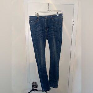 Stylish Blue Denim Jeans long inseam